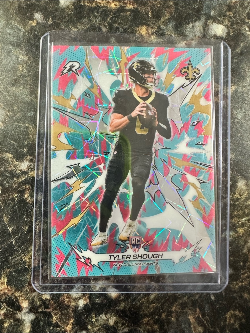 Tyler Shough Topps Resurgence 2025 Rookie Card Sky Blue And Pink Shock Parallel